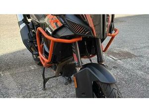 VENDO KTM 1290 SUPER ADVENTURE S (2017 - 20) USATA A ROMA (CODICE 9854450) - MOTO.IT