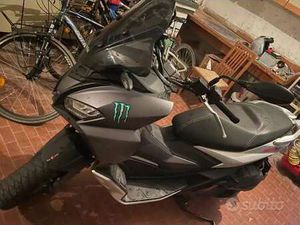 APRILIA SR GT 125 GRIGIO