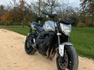 YAMAHA FZ1