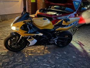 YAMAHA R1 RN12 | 23000 KM | TÜV NEU