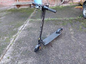 E-ROLLER SCOOTER