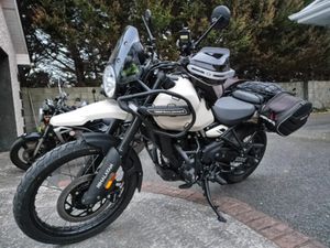ROYAL ENFIELD HIMALAYAN 450 CC