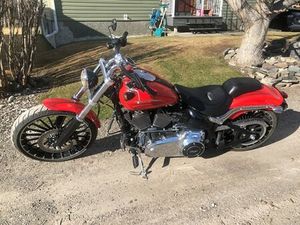 HARLEY-DAVIDSON SOFTAIL FXSB BREAKOUT 2017