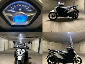 VEND SCOOTER PIAGGIO 50 CC LIBERTE S