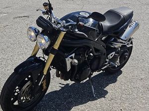 MOTO TRIUMPH SPEED TRIPLE 2007 28000KM