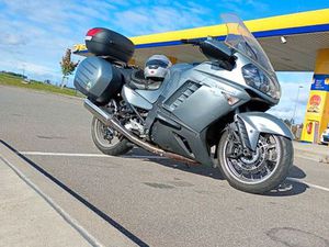 KAWASAKI GTR 1400 ABS KARDAN GRIFFHEIZUNG