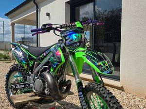 KX 250 ÉCHANGE OU VEND CONTRE QUAND HOMOLOGUÉ
