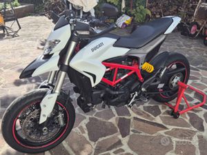 DUCATI HYPERMOTARD 939