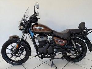 ROYAL ENFIELD METEOR 350 SUPERNOVA