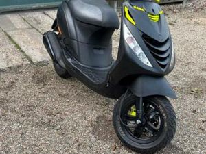 ZIP 125 CC — SCOOTERS | PIAGGIO — MARKTPLAATS