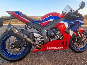HONDA - CBR1000RR