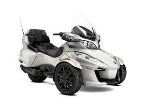 2017 CAN-AM® SPYDER® RT-S 6-SPEED SEMI-AUTOMATIC (SE6)