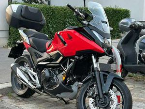 NC750X (2025) URBAN PAKET (KEIN DCT)