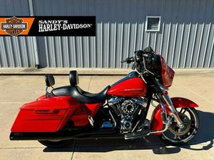 2017 HARLEY-DAVIDSON STREET GLIDE® SPECIAL