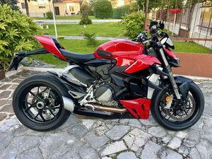 DUCATI STREETFIGHTER