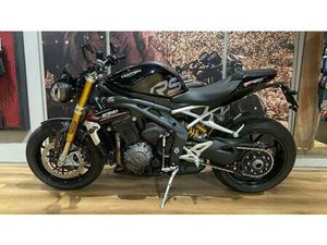VENDO TRIUMPH SPEED TRIPLE 1200 RS (2021 - 24) USATA A TRENTO (CODICE 9855202) - MOTO.IT