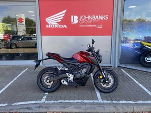HONDA CB125R NAKED PETROL MANUAL EURO 5 (15 PS) 125 CC