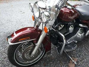 HARLEY-DAVIDSON ROAD KING