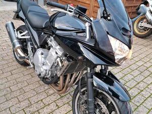 BANDIT 1250, NAGELNEUE REIFEN