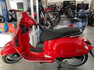 VENDO VESPA GTS 310 SUPER (2025) NUOVA A CAPUA (CODICE 9854762) - MOTO.IT
