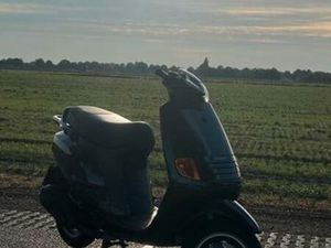 PIAGGIO SKR 125CC — SCOOTERS | PIAGGIO — MARKTPLAATS