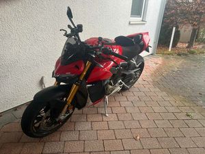 DUCATI STREETFIGHTER V4S