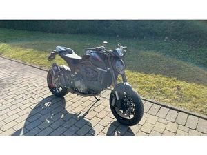 DUCATI MONSTER 937 PLUS + TERMIGNONI + TOP ZUSTAND!