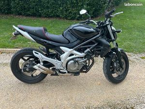 SUZUKI GLADIUS 650 – TRÈS BON ÉTAT GÉNÉRAL