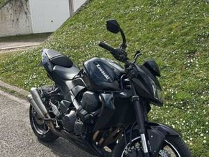 KAWASAKI Z750 FULL BLACK