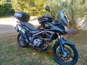 SUZUKI V STROM 650