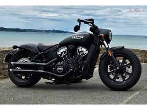 INDIAN SCOUT BOBBER BLACK SMOKE