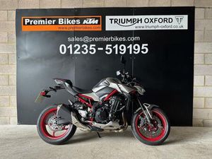 STUNNING ONE OWNER 2022/72 KAWASAKI Z900 MOTORCYCLE