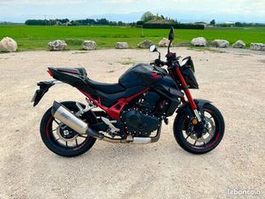 HONDA HORNET CB750 CM³ 2023 A2