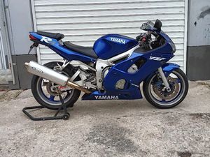 YAMAHA YZF-R6 35KW A2 →