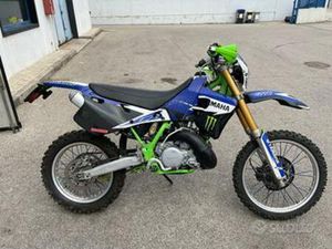 YAMAHA YZ 250 2T TARGATO