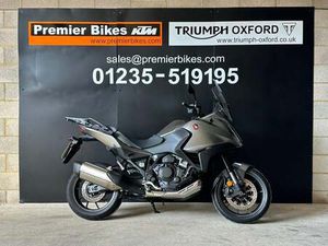 STUNNING LOW MILEAGE 2022/22 HONDA NT1100 MOTORCYCLE