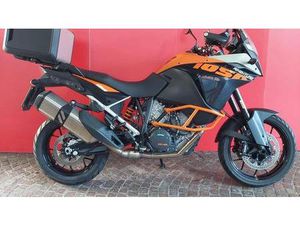 VENDO KTM 1050 ADVENTURE (2015 - 16) USATA A SOMMA LOMBARDO (CODICE 9856282) - MOTO.IT