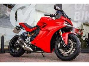 DUCATI SUPERSPORT LOW MILES ! AKRO