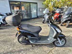 PIAGGIO FLY 125*UNFALLFREI*TÜV/INSPEKTION NEU*