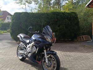 YAMAHA FZ6 FAZER - WENIG KM - TOP ZUSTAND