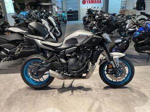 YAMAHA MT07