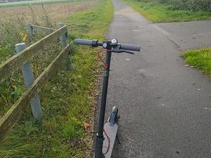 XIAUMI M365 ( 30KMH TIUNING UND CRUISER CONTROL)