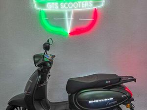 GTS ESPRESSO 50 ROLLER 25KM/H MÖGLICH NEUFAHRZEUG