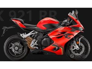 QJ MOTOR SRK 921 RR ROSSA MY25