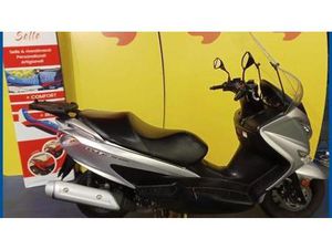 VENDO SUZUKI BURGMAN UH 200 (2017 - 20) USATA A VENARIA REALE (CODICE 9856799) - MOTO.IT