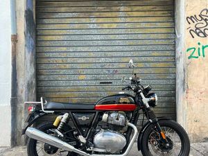 ROYAL ENFIELD INTERCEPTOR 650