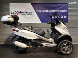 PIAGGIO MP3 300 LT