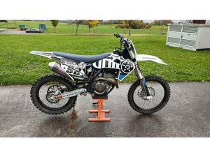 HUSQVARNA 350 MOTOCROSS CANTON LUCERNE -