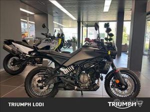 HUSQVARNA SVARTPILEN 125 4T