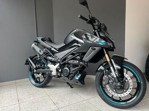 CFMOTO 125 NK * 4 JAHRE GARANTIE * BEIDE FARBEN *